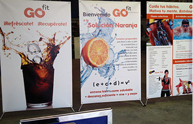 Display roll up publicitario gimnasio go fit