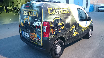 Furgoneta de transportes y excavaciones Castilla rotulada