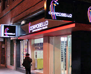 Rótulo luminoso centro de estética Corpobello