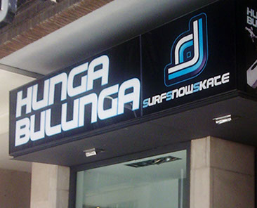 Rótulo luminoso Hunga Bulunga